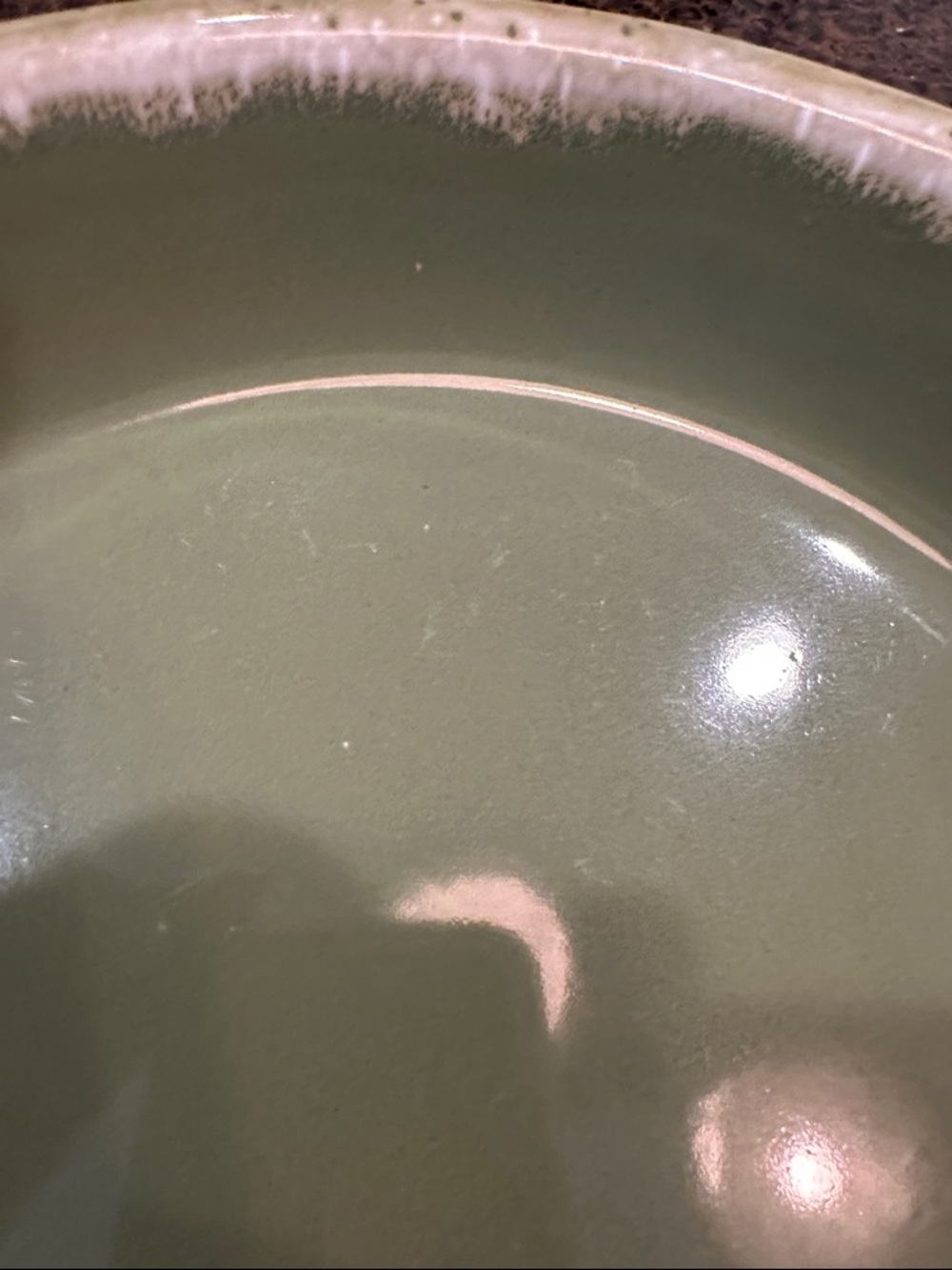 Vintage Hull Oven-Proof Ceramic pie plate in Olive Green - Picture 5 of 5